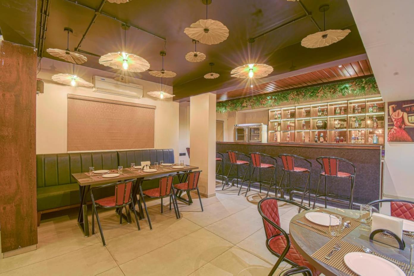 Hotel Vrindavan Deluxe Kolhapur Ngoại thất bức ảnh